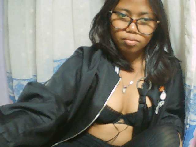 Natalie-Luxa live webcam show