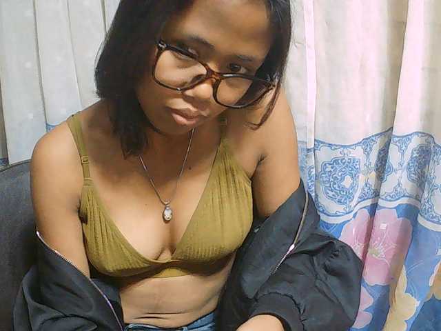 Natalie-Luxa live cam on BongaCams