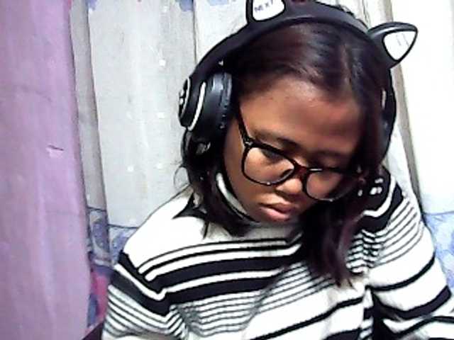 Natalie-Luxa live cam on BongaCams