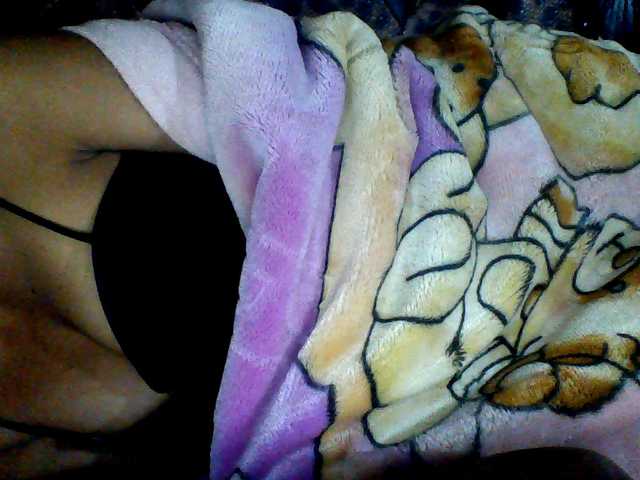 Natalie-Luxa live cam on BongaCams