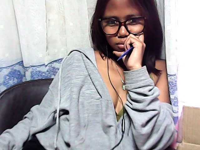 Natalie-Luxa live cam on BongaCams
