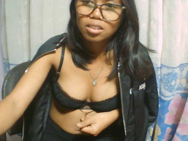 Natalie-Luxa live webcam show
