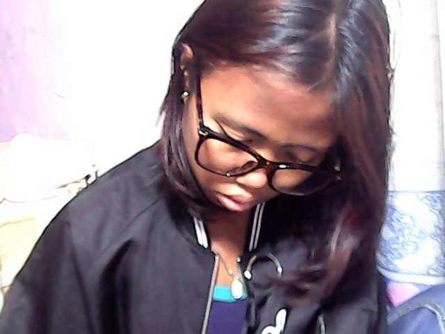 Natalie-Luxa live cam on BongaCams