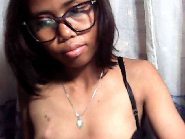 Natalie-Luxa live cam on BongaCams