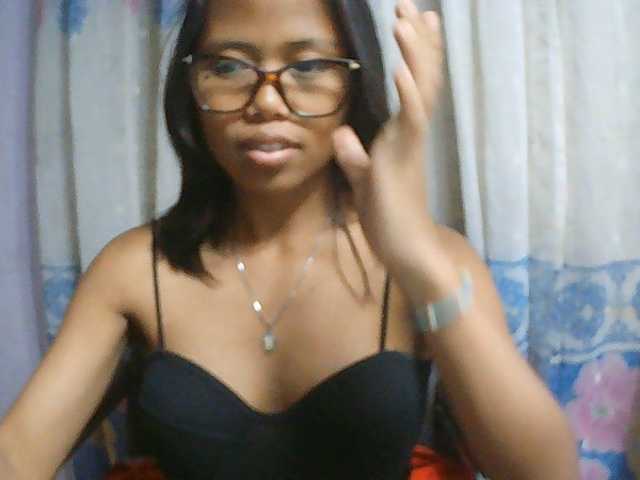 Natalie-Luxa live cam on BongaCams