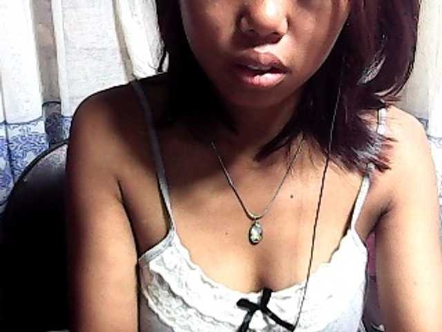 Natalie-Luxa live cam on BongaCams