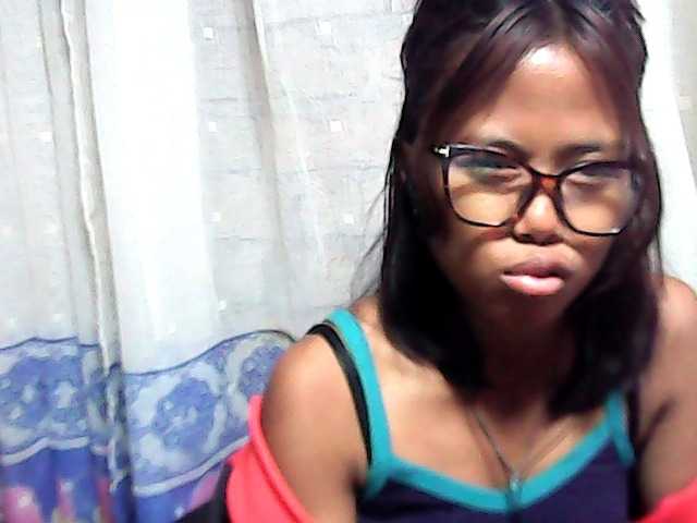 Natalie-Luxa live cam on BongaCams
