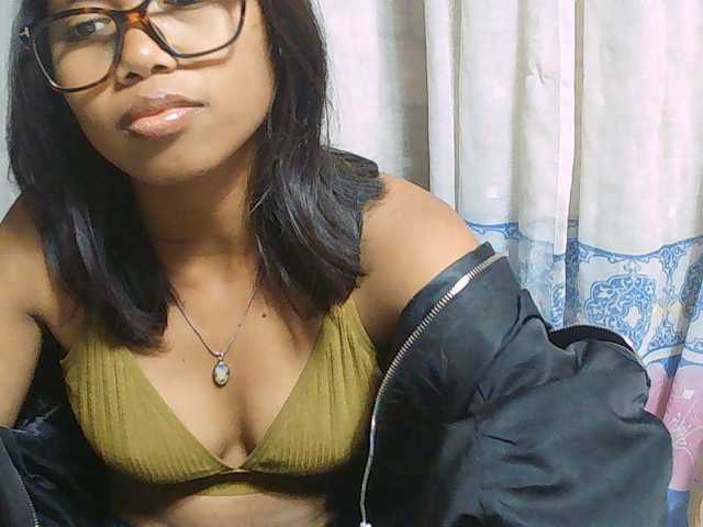 Natalie-Luxa live webcam show