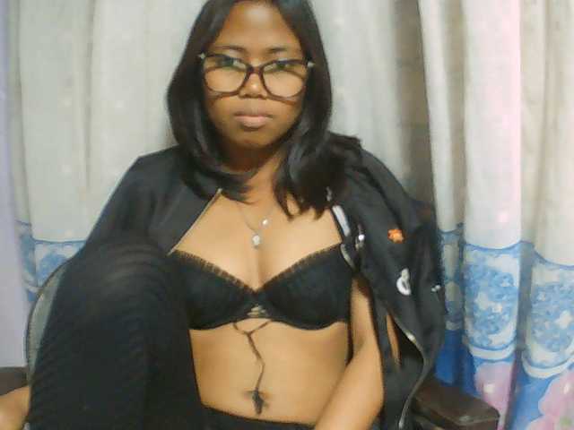 Natalie-Luxa live webcam show