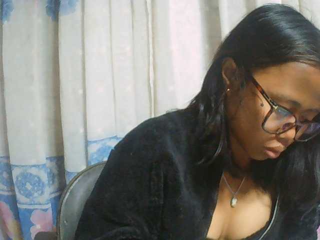 Natalie-Luxa live cam on BongaCams
