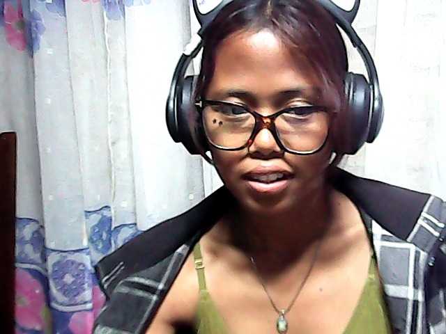 Natalie-Luxa live cam on BongaCams