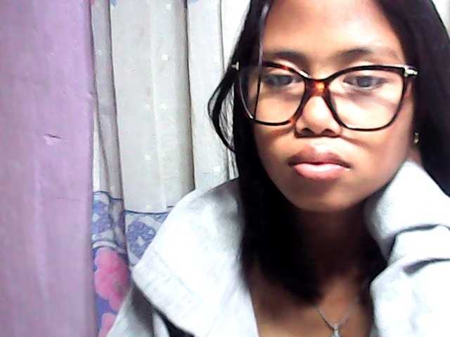 Natalie-Luxa live cam on BongaCams