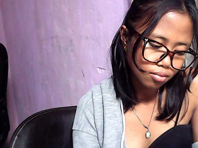 Natalie-Luxa live cam on BongaCams