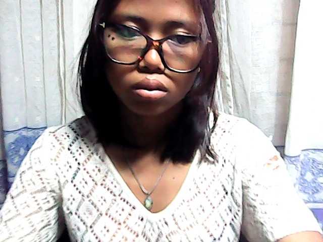 Natalie-Luxa live cam on BongaCams