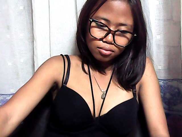 Natalie-Luxa live cam on BongaCams