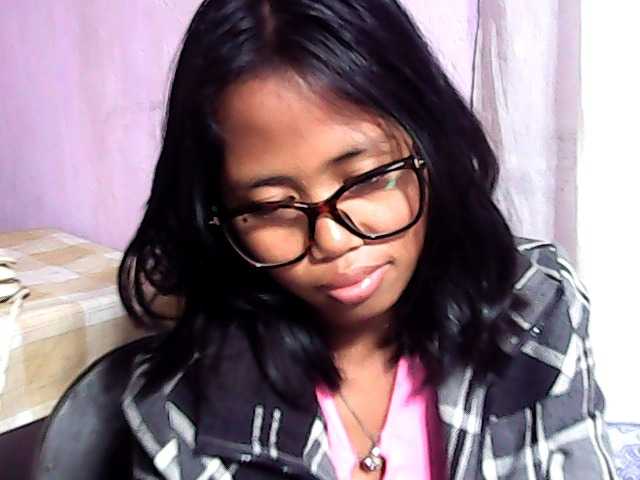 Natalie-Luxa live cam on BongaCams