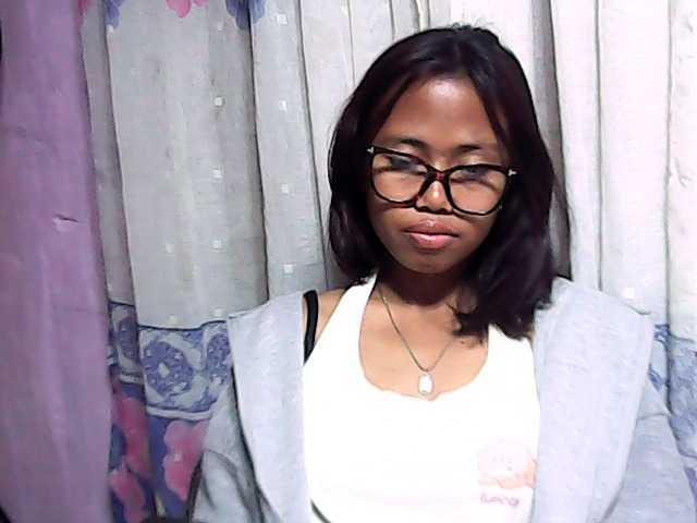Natalie-Luxa live cam on BongaCams