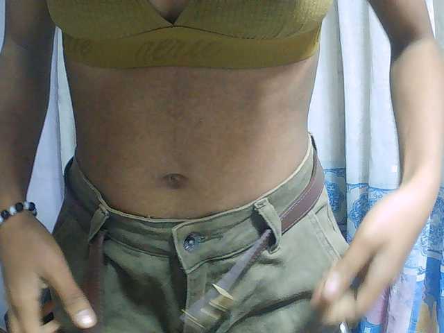 Natalie-Luxa live cam on BongaCams