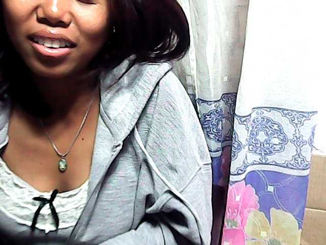 Natalie-Luxa live cam on BongaCams