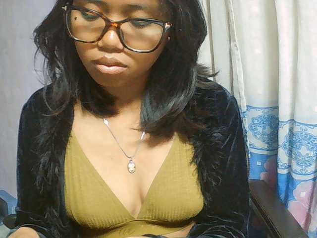 Natalie-Luxa live cam on BongaCams
