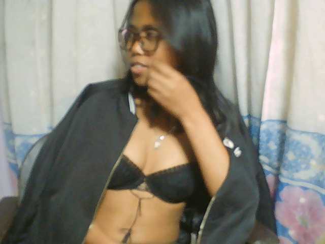 Natalie-Luxa live webcam show