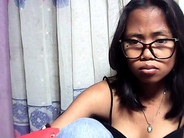 Natalie-Luxa live cam on BongaCams