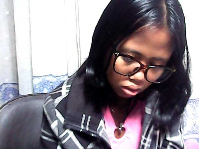 Natalie-Luxa live cam on BongaCams