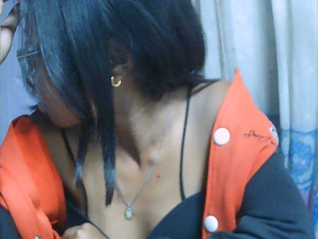Natalie-Luxa live webcam show