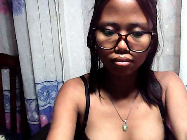 Natalie-Luxa live cam on BongaCams