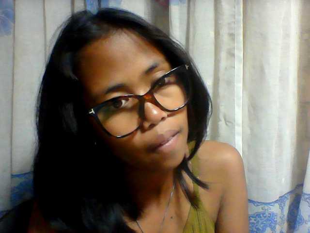 Natalie-Luxa live cam on BongaCams