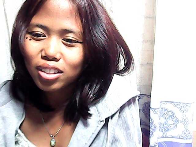 Natalie-Luxa live cam on BongaCams