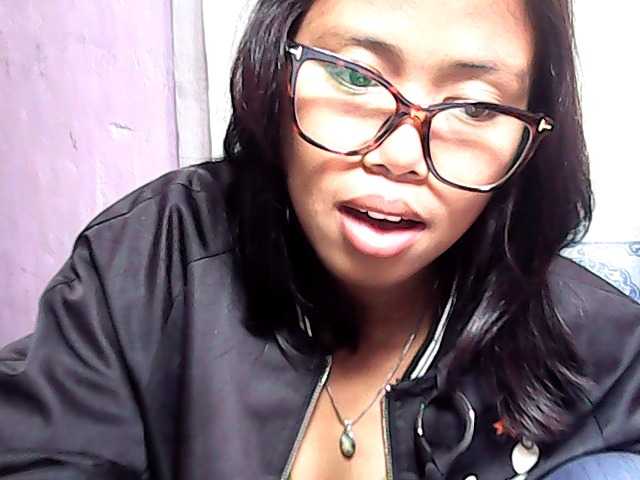 Natalie-Luxa live webcam show