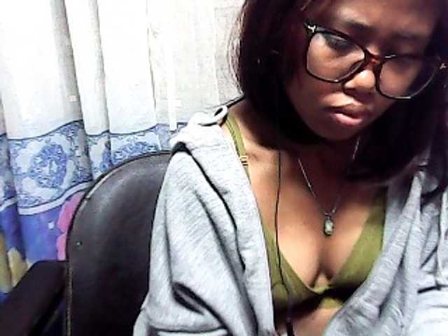 Natalie-Luxa live cam on BongaCams