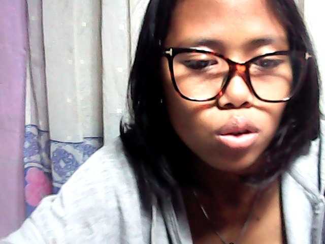 Natalie-Luxa live cam on BongaCams