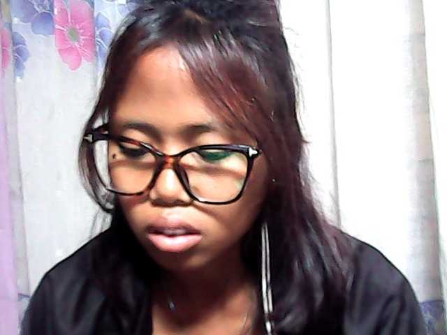 Natalie-Luxa live cam on BongaCams