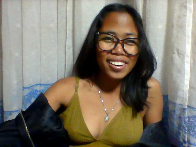 Natalie-Luxa live cam on BongaCams