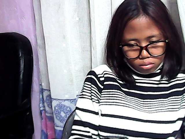 Natalie-Luxa live cam on BongaCams