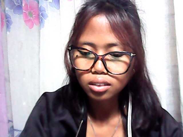 Natalie-Luxa live cam on BongaCams