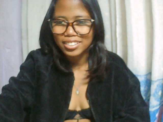 Natalie-Luxa live cam on BongaCams