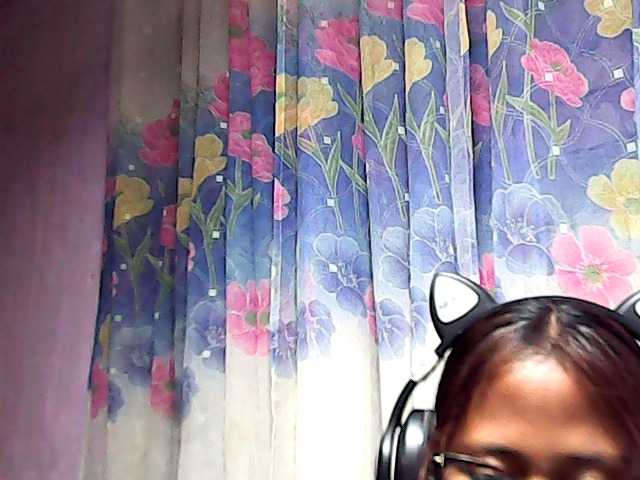 Natalie-Luxa live cam on BongaCams