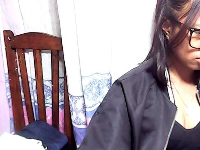 Natalie-Luxa live cam on BongaCams