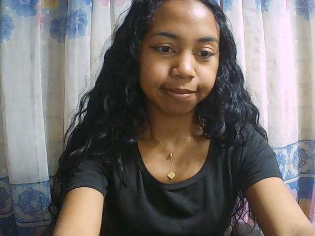 Natalie-Luxa live cam on BongaCams