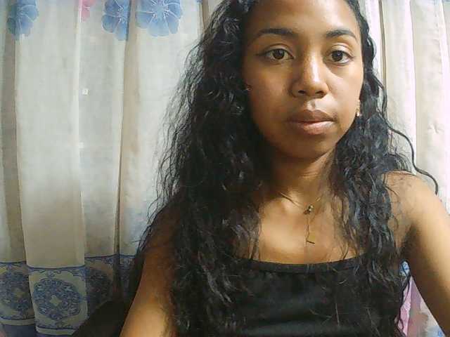 Natalie-Luxa live cam on BongaCams