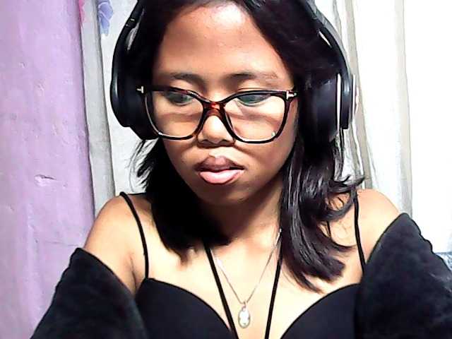 Natalie-Luxa live cam on BongaCams