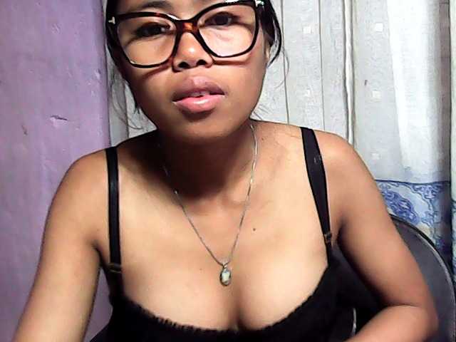 Natalie-Luxa live webcam show