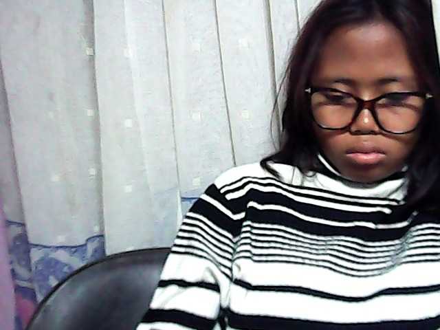 Natalie-Luxa live cam on BongaCams