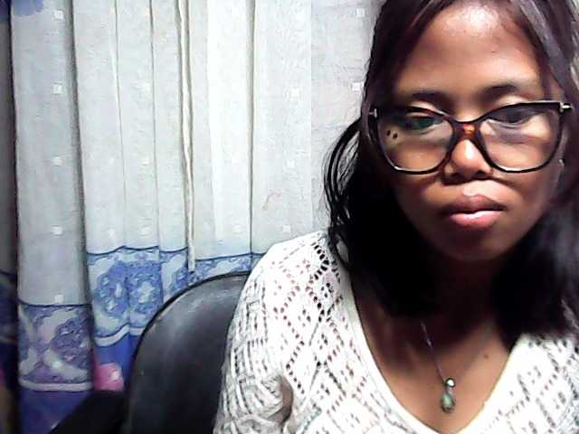 Natalie-Luxa live cam on BongaCams