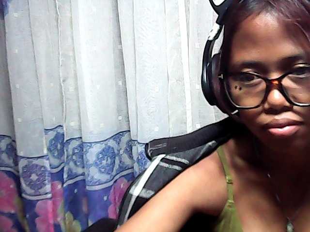 Natalie-Luxa live cam on BongaCams