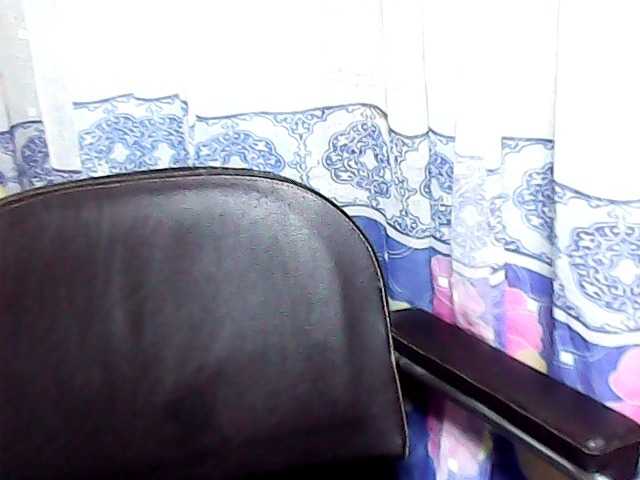 Natalie-Luxa live cam on BongaCams