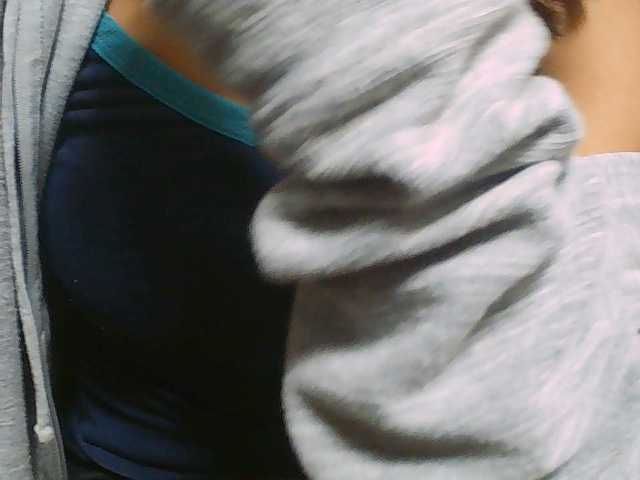 Natalie-Luxa live cam on BongaCams